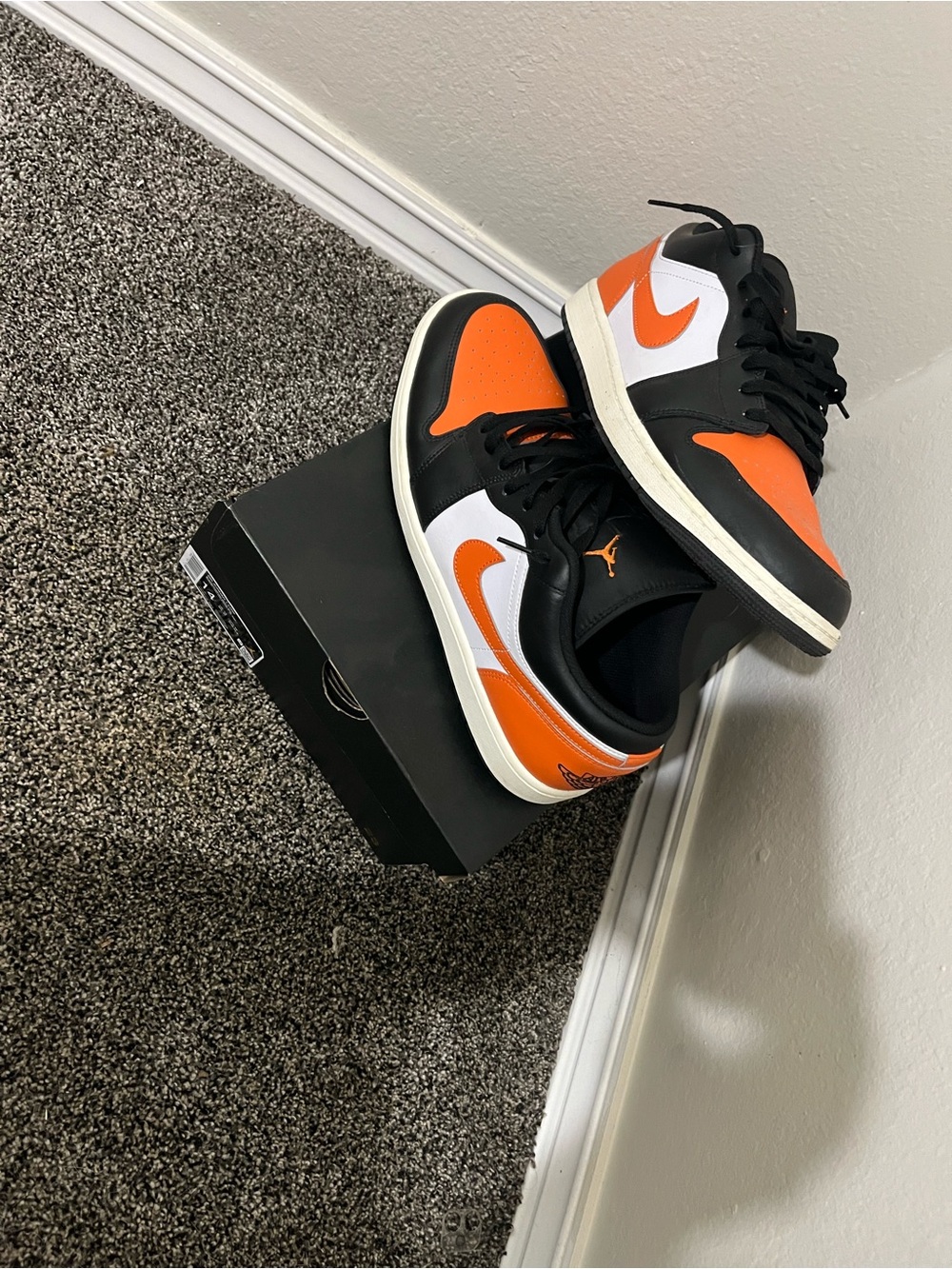 Jordan Low-Top Sneakers in Orange, Black & White - Picture 2 of 3